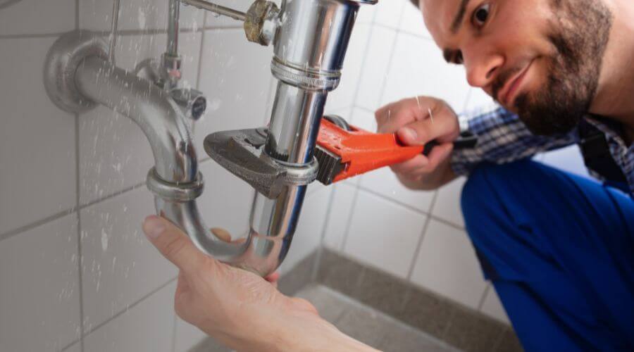 Professional same day plumber services in Hull, TX